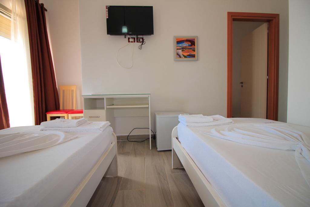 Hotel Keisa Dhermi Exterior photo
